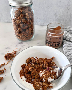 APPLE PIE GRANOLA