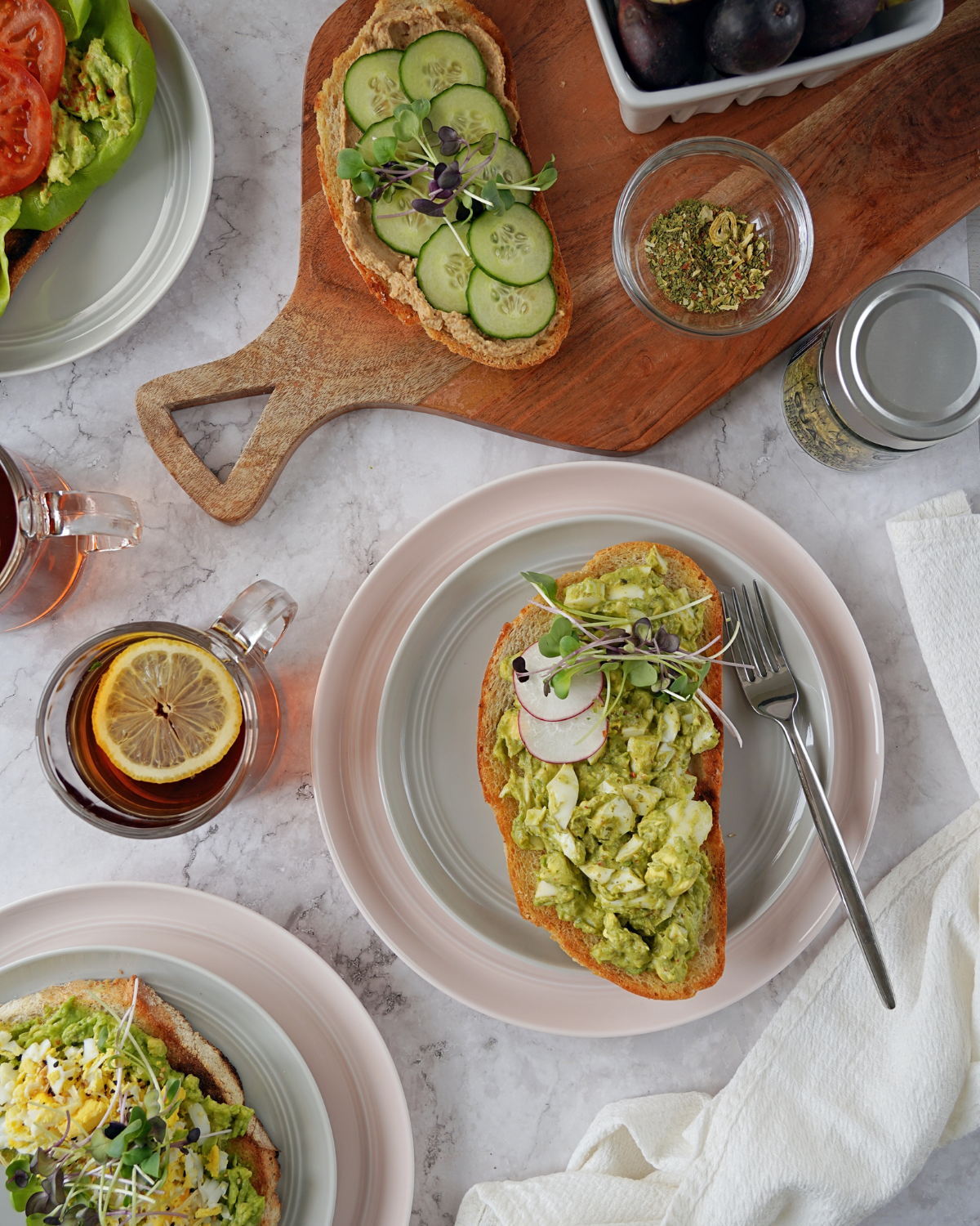 AVOCADO EGG SALAD BRUNCH