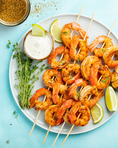 LEMON PEPPER GOLDEN SHRIMP BBQ SKEWERS