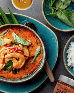 COCONUT CHICKEN & SHRIMP CURRY DRIZZLED WITH PEANUT SAUCE