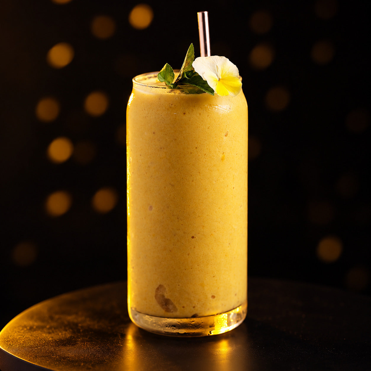 GOLDEN BOOSTER MANGO SMOOTHIE